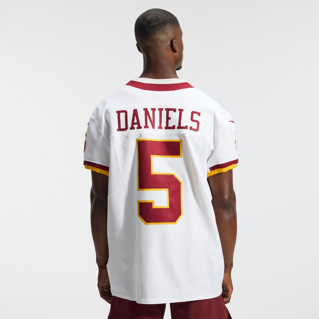 Washington Commanders Jayden Daniels Nike Alternate 2 Super Bowl Era Vapor F.U.S.E. Elite Jersey - White