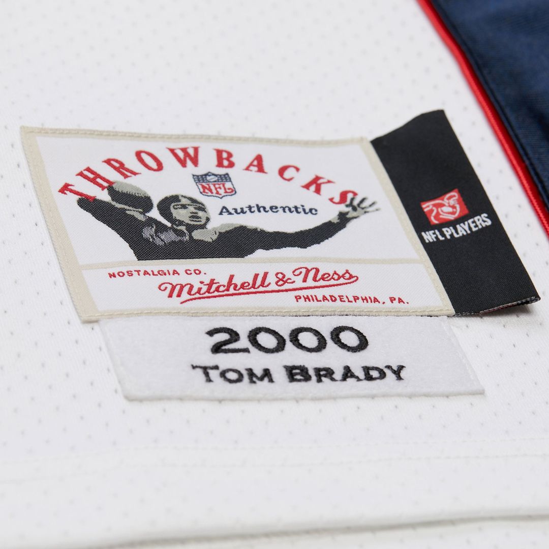 New England Patriots Tom Brady Mitchell & Ness Super Bowl XXXVI Authentic Throwback Jersey - Navy